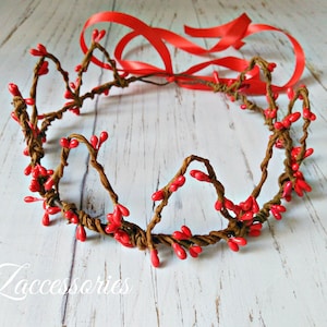 Red Berry crown Christmas crown Bridal headpiece Boho headband Maternity Bridesmaid Flower girl Gothic Wedding flower crown Evil Queen crown