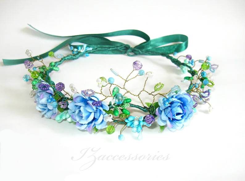 Light blue 2024 flower crown