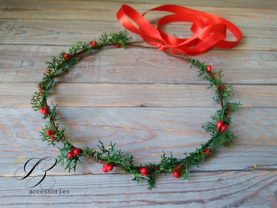 Wedding berry green wreath floral crown headdress Green Leaf and White Berry Vine Crown, Earthy Leaf Crown  main image 3