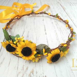 Sunflower Bridal hair wreath Yellow Flower crown Woodland Rustic wedding Headpiece Boho hair piece Halo baby headband Bridesmaid Flower girl