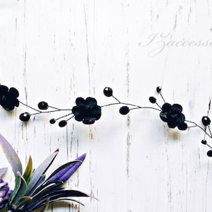 Black Gothic Wedding Hair Vine Black Rose Crystal Hair Vine Headpiece Hair piece Floral hair garland Long wedding hair vine Flower hair vine