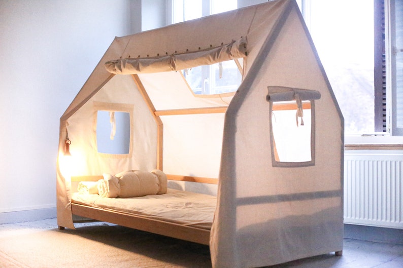 Montessori Floor Bed Alder Tree Toddler Bed Frame Cute Bedroom Furniture Gift For Kids Room Decor image 7