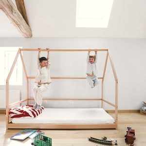 モンテッソーリベッド、幼児用ベッド、ハウスベッドフレーム、子供部屋用木製フロアベッド、木製ベッドモンテッソーリ、幼児用ツインベッドモンテッソーリ