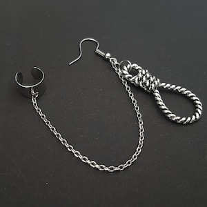 Silver Hangman's Noose Cuff Earring - Horror, Halloween, Spooky, E-Girl, Emo, Edgy, Creepy, Gothic, Goth, Punk, Witch, Grunge, Alternative