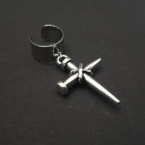 Vampire Slayer Stake Cross Ear Cuff - Dracula, Gothic, Van Helsing, Buffy, Hunter, True Blood, Vampire Diaries, Edgy, Emo, EGirl, Punk, Goth