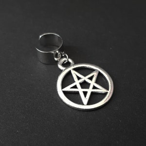 Silver Pentacle Ear Cuff - Pentagram, Witch, Pagan, Grunge, Wiccan, Witchcraft, Goth, Dark Mori, Gothic, Boho, Halloweeen, Alt, Symbol, Edgy