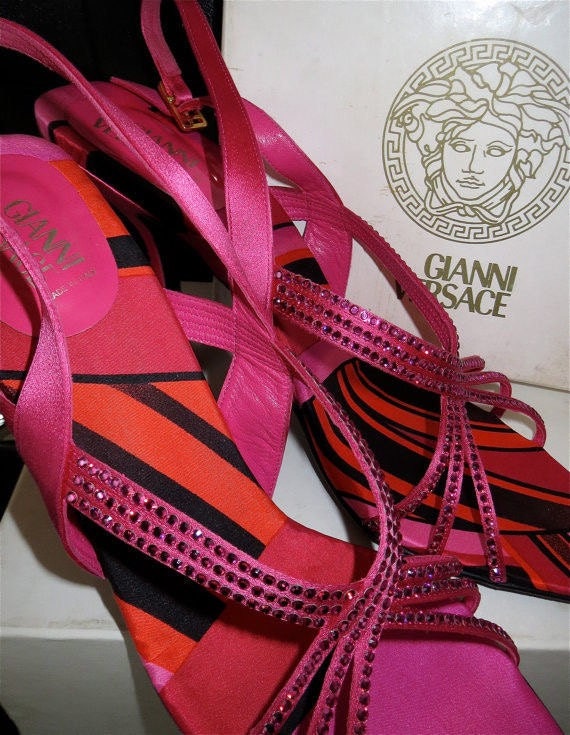WOWOWOWOW vintage new GIANNI VERSACE sandals swar… - image 3