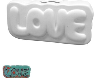 Bisque Ceramic Love Word Bank sin pintar, listo para pintar, no requiere cocción, se pueden usar pinturas acrílicas.