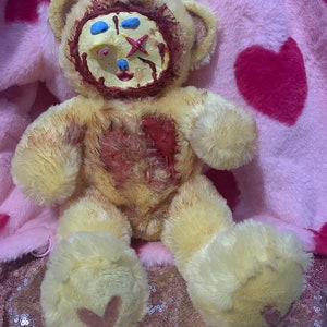 Scare Bears: Bloody Beary