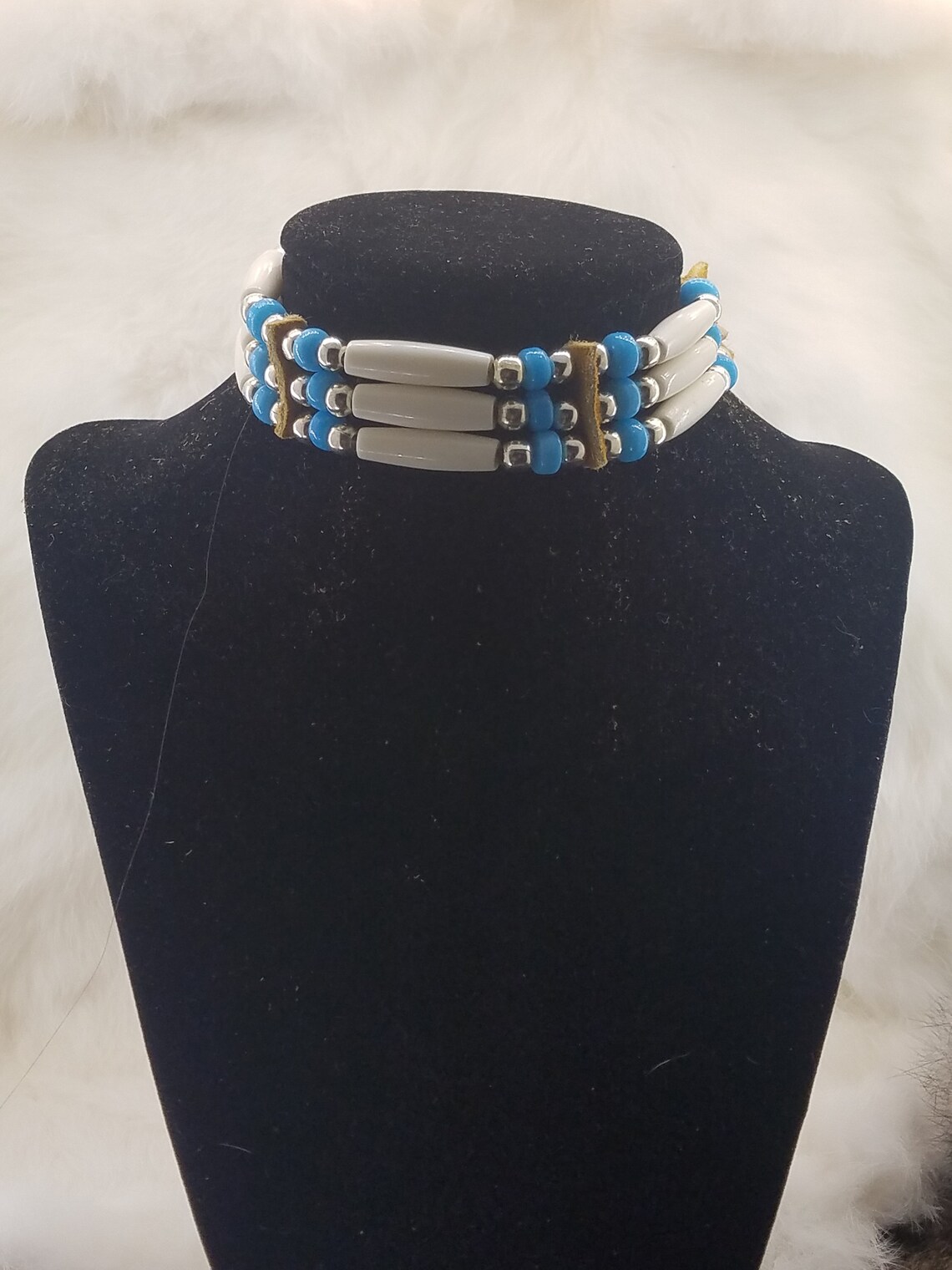Native bone choker Clearance