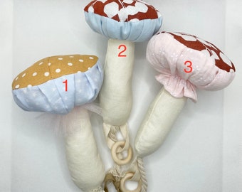 Mini Play Fabric Baby Rattle Teether Sensory Toy Montessori Gift Activity Rattle Mushroom