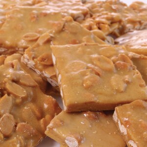 Gourmet Peanut Brittle by Its Delish (Two Pounds)