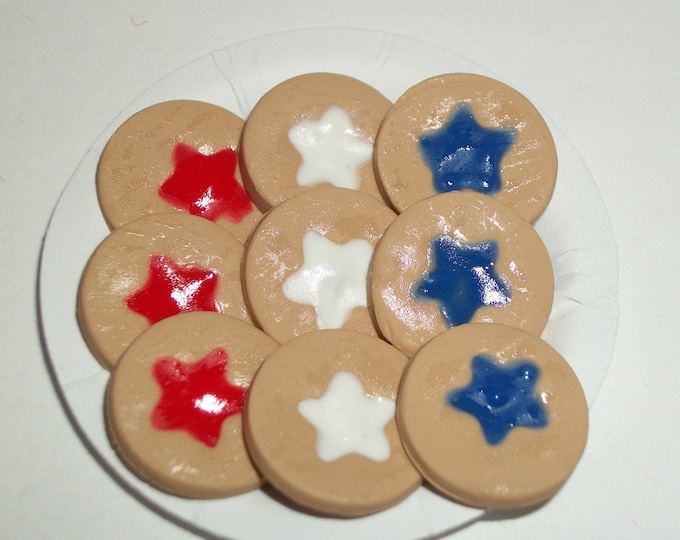 1:6 Play Scale / Dollhouse Miniature July 4th Cookies / Doll Fake Food ~reference Barbie hand for size 1117