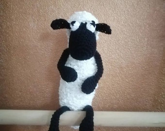 Crochet cuddly toy, crochet sheep, Shaun the Sheep, TV hero