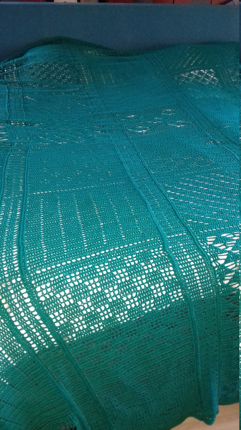 Doppelbett aufgespreizt, gehäkelte Bettdecke, blau grüne Bettdecke, Tagesdecken, häkeln Bettdecken, blau grün Bettdecken Bild 4