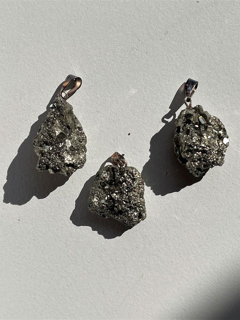 1 x Pyrite Crystal Pendant P010