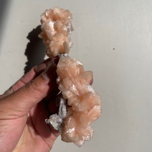 Stalactiet stilbietcluster kristal AP400a