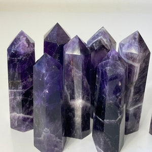 1 x Chevron (Dream) Amethyst Crystal Tower High Grade, Brazil T977