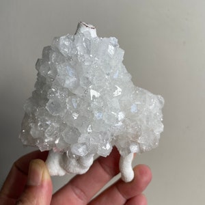 Apofyllietkristalkristal AP394a