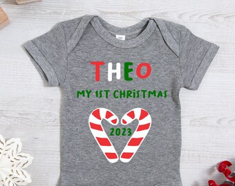 1e kerstbodysuit - POM-kleding Gepersonaliseerde kerstonesie, gepersonaliseerde babybabykleding, feestelijk