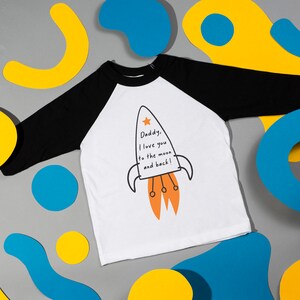 Camiseta del Día del Padre para niños, Daddy Rocket Love you to the Moon & Back POM CLOTHING imagen 3