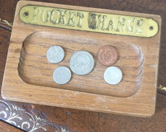 Wooden change tray/wooden coin dish/trinket tray/card dish/pocket bits/gift for him/gift for her/hotel reception/bar/pub/casher