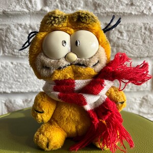 Garfield the Cat DAKIN plush/80s Collectible plush/United Feature Syndicate/Rare Garfield/Gift for Garfield fans/American cartoon character