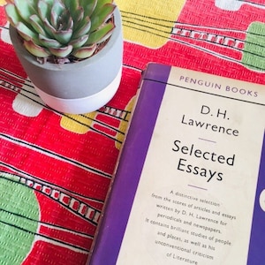 Vintage Penguin Book: D.H. Lawrence - Selected Essays (1954)