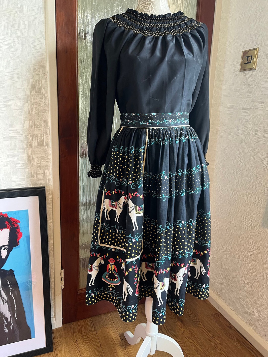 1950s Hand Painted Fishing Village Scene Cotton Skirt
