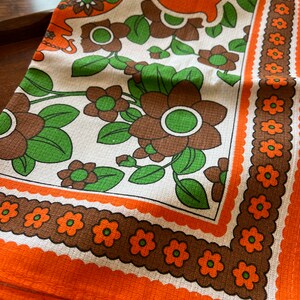 Retro 60's-70's dish clothKitchen towelTea towelChicken and Eggs printsCotton dishclothChicken Tea TowelCountry Kitchen Fun Kitchen Retro 60's-70's dish clothKitchen towelTea towelChicken and Eggs printsCotton dishclothChicken Tea TowelCountry Kitchen Fun Kitchen