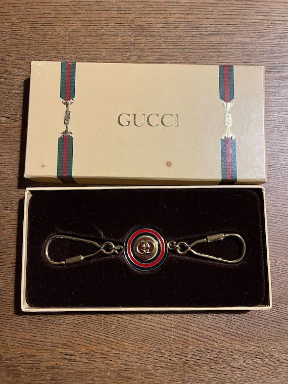 chanel gucci charm