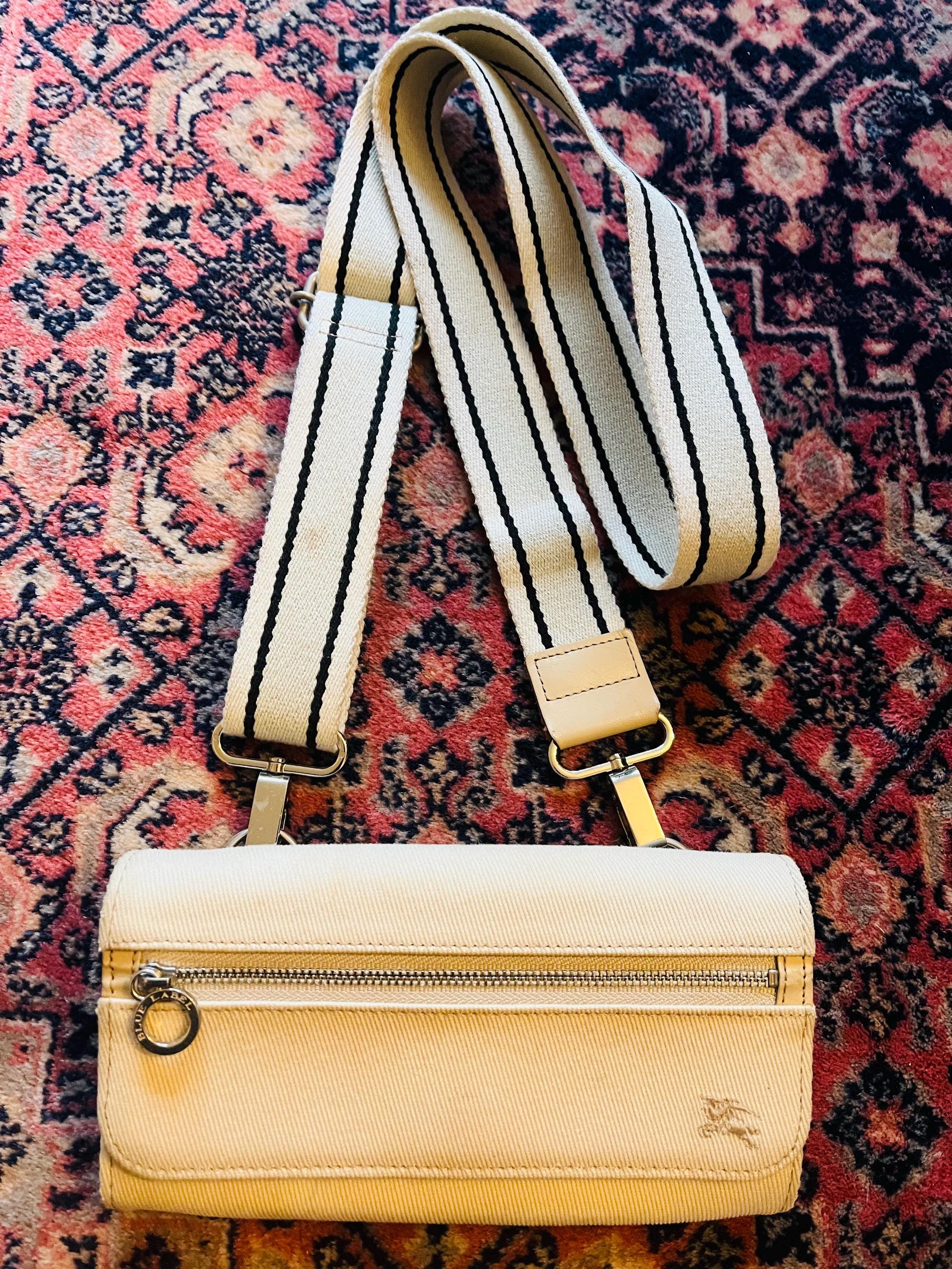 美品】バーバリーブルーレーベル ショルダーウォレット 長財布