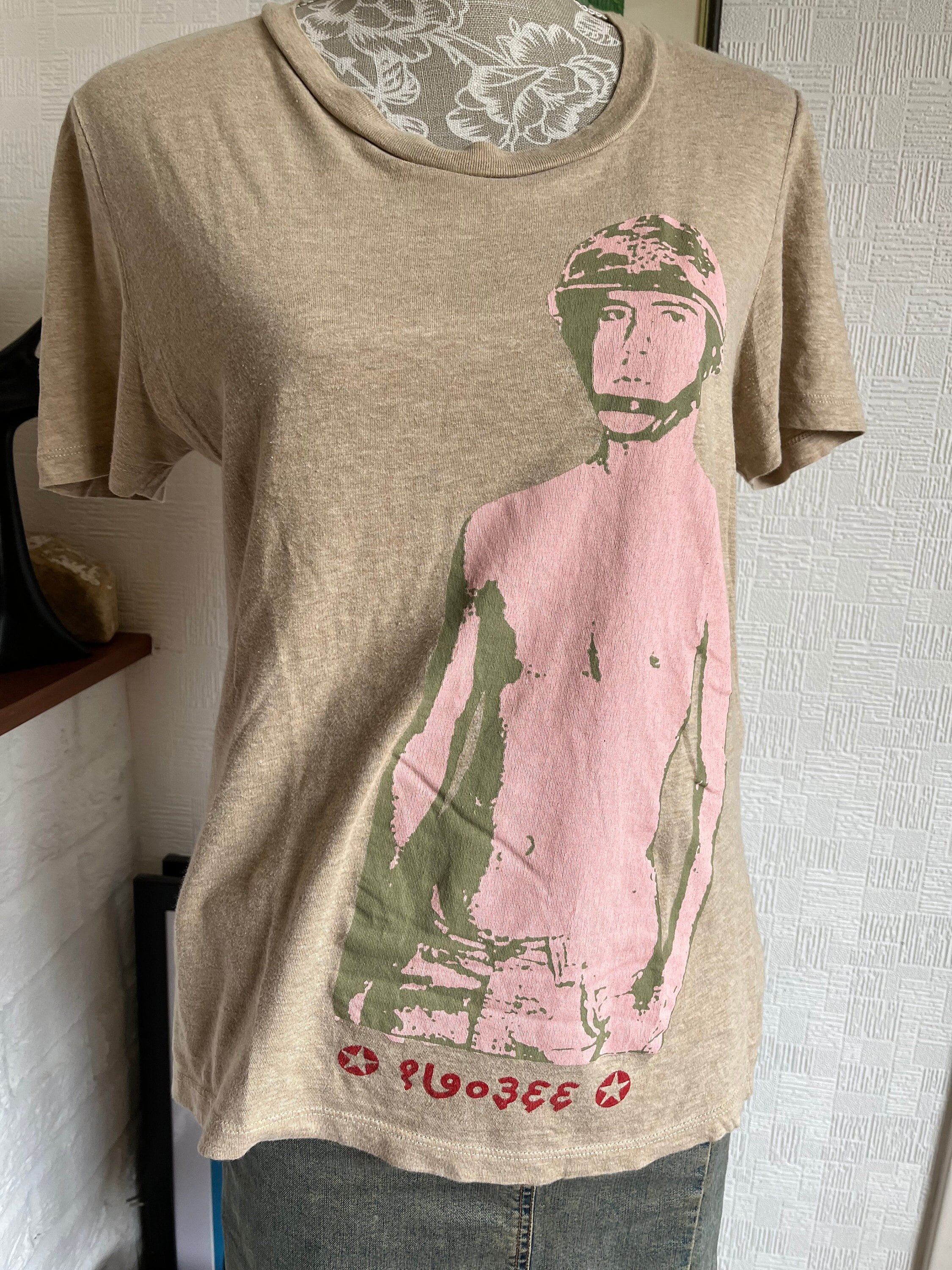【alexander mcqueen】プリント付きベージュコットンTシャツ Alexander Mcqueen T-shirt/unisex Beige/short Sleeve/soft