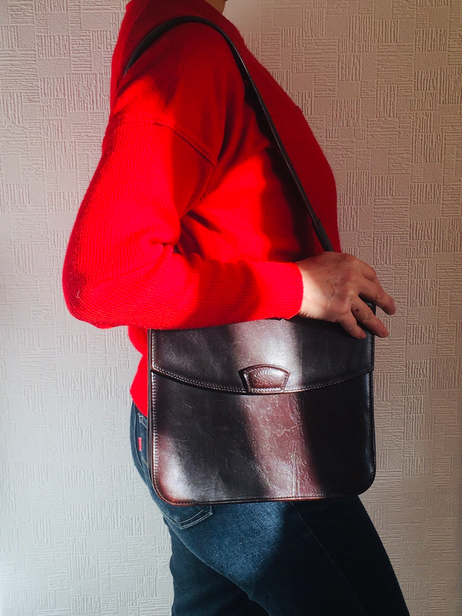 structured shoulder bag