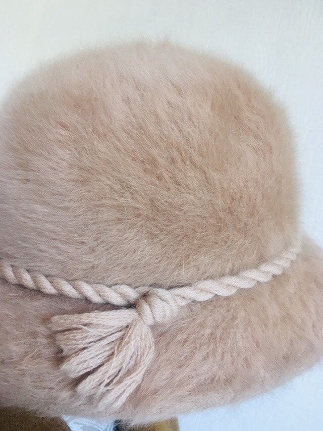 Vintage Rabbit Hair Hat: 70s Beige Fluffy Cloche, Made in UK  display picture 3