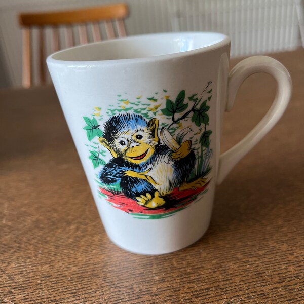 Vintage Tams England mug/Made in England/Vintage mugs/Little monkey and a banana/Vintage TAMS/Mini mug/Kid's cup/Monkey mug/Cute mug