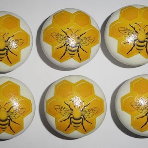 BEES & HONEY White Painted Wooden Door Drawer Knobs Pulls Hand Crafted Decorated Decoupaged Great Gift Idea! Also Bespoke Service UK seller