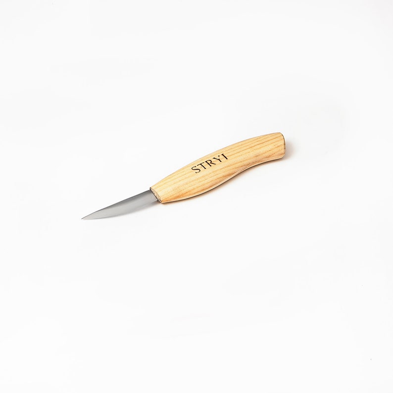 Who makes good chip carving knives?