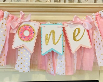 Donut High Chair Banner, Donut Grow up , Donut ONE Banner, Donut Birthday Party decor ,Donut 1st Birthday Banner, Girl 1st Birthday Garland