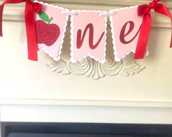 Apple High Chair Banner: Glitter First Birthday Party Decor