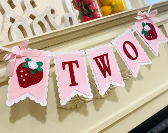 Strawberry High Chair banner, Berry Sweet Birthday , Strawberry Garland , Berry Sweet Strawberry Birthday, Strawberry Girl Birthday banner