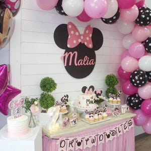 Banner de cumpleaños de Minnie Mouse: Decoración de fiesta Oh Twodles rosa y negra imagen 2