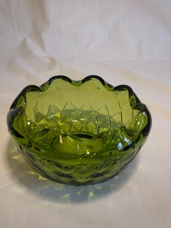 Vintage Indiana Glass Company Avocado green glass bowl | Etsy