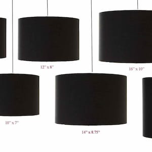 Abat-jour tambour en coton noir avec intérieur blanc, fait main au Royaume-Uni