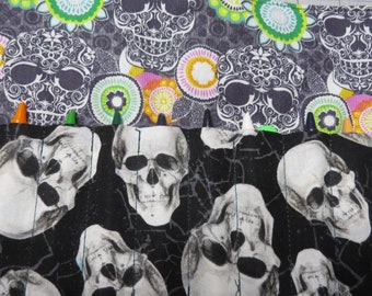 Skull Crayon Roll