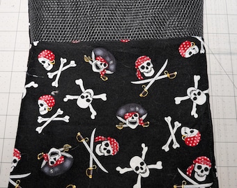 Bonding Pouch - Pirate Skulls