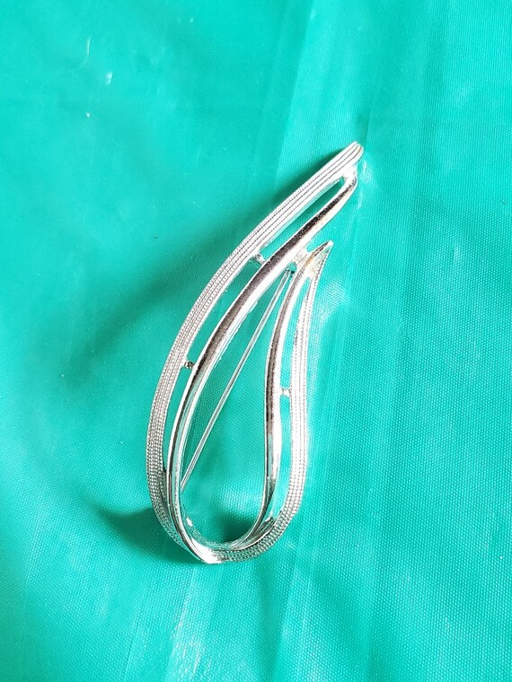 Sarah Covington Silver Bow - image 5