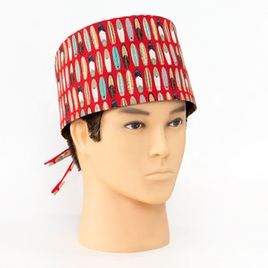 Surfs Up - Polynesian Island Surfboards Men&#39;s Style Scrub Hat