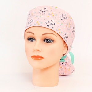 Ponytail Scrub Hat - Summer Meadow in Baby Pink