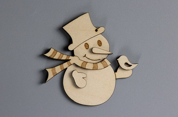 Gift pendant made of natural wood "Snowman Type 1"